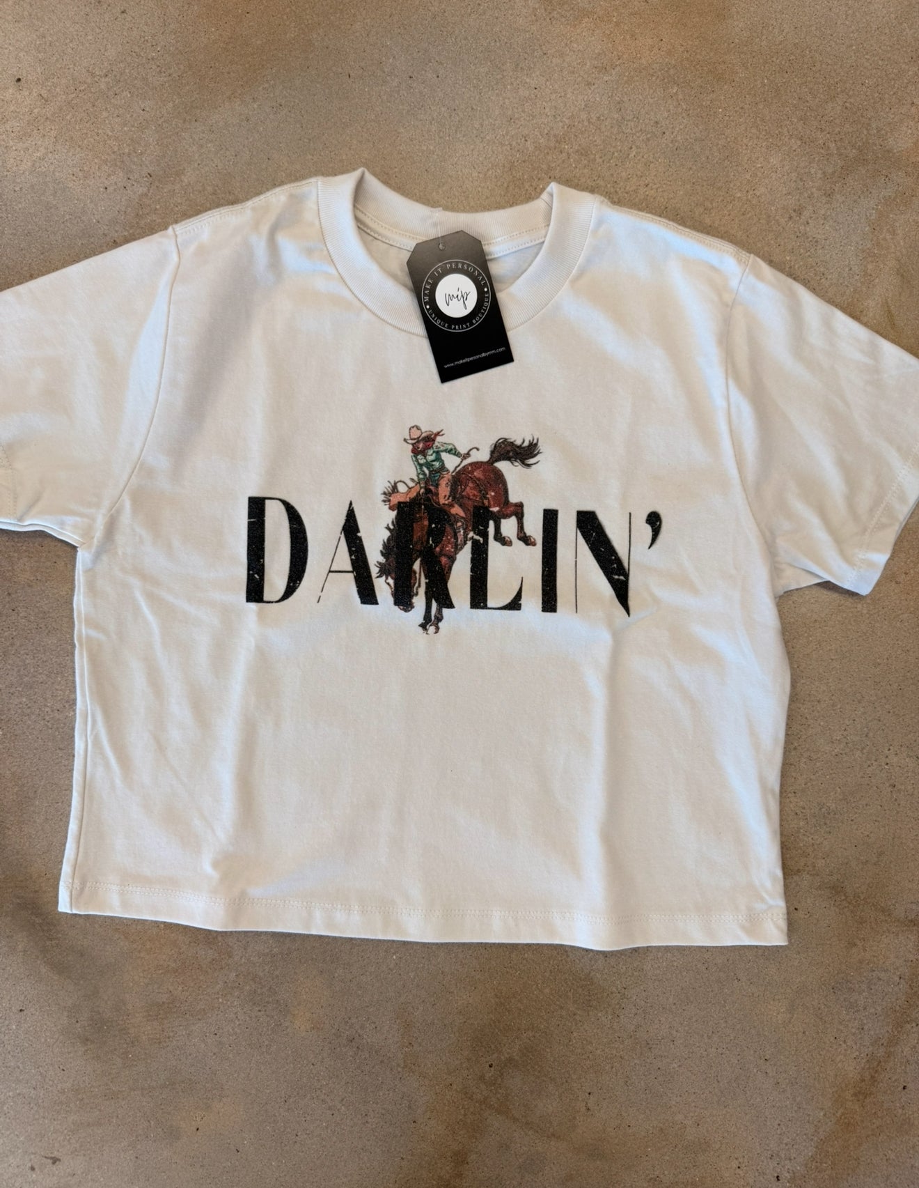 Darlin' Graphic Tee